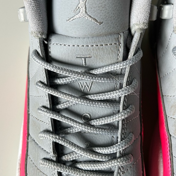 2019 NIKE AIR JORDAN Retro 12 youth size 5Y - Picture 6 of 9